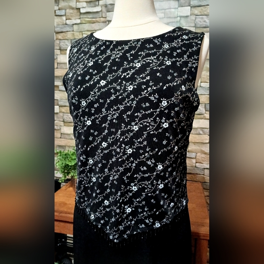 Elegant Black Floral Lace‎ Evening Dress Size 12 - Picture 2 of 4